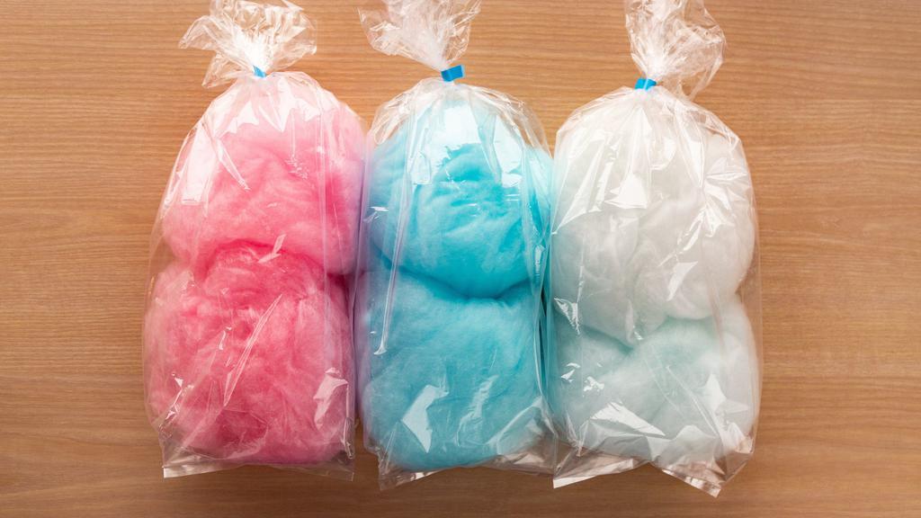 1 Flavor Bag · A bag with one flavor of freshly made cotton candy.