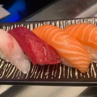 Sushi Appetizer (4 Pieces) · 