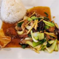 Tuk Tuk Thai Roasted Duck · Roasted duck sautéed with shiitake mushrooms and baby bokchoy in tasty ginger garlic sauce.