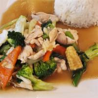 Vegetable Stir Fry · Your choice of meat (or vegetarian) with mixed vegetables in a brown sauce.