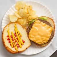 1/4 Lb. All Beef Classic Burger Lunch · Add bacon, cheese and chile for an additional charge.