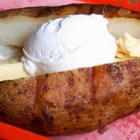 Baked Potato · With butter & sour cream