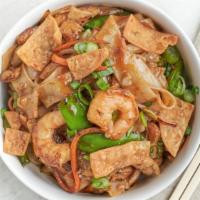 Drunken Noodles · Shrimp & chicken, rice noodle, chili garlic sauce (5/10) *all bowls come with mixed market v...