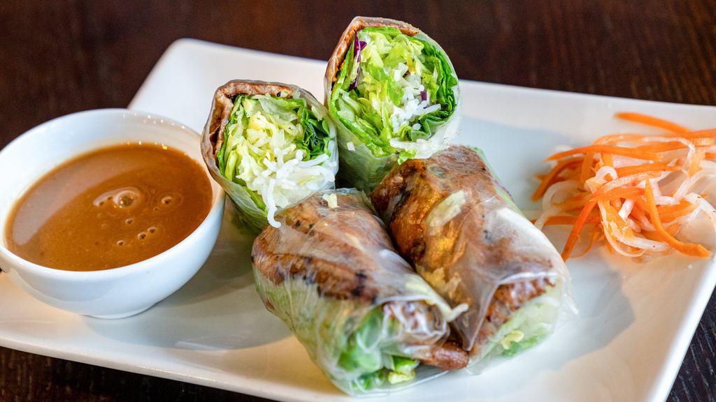 Gòi Cuõn - Fresh Salad Rolls (2 Rolls) · Rice paper rolls with rice vermicelli, bean sprouts, diced cabbage and lettuce served with fish or special peanut sauce.