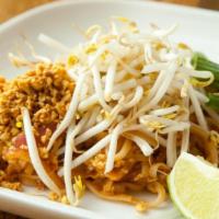 Chicken Pad Thai · rice noodles - scallion - peanuts - egg