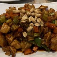 Kung Pao Chicken · Served with an egg roll or crab puff, steamed or fried rice, and soup. *Spicy *Lunch served ...