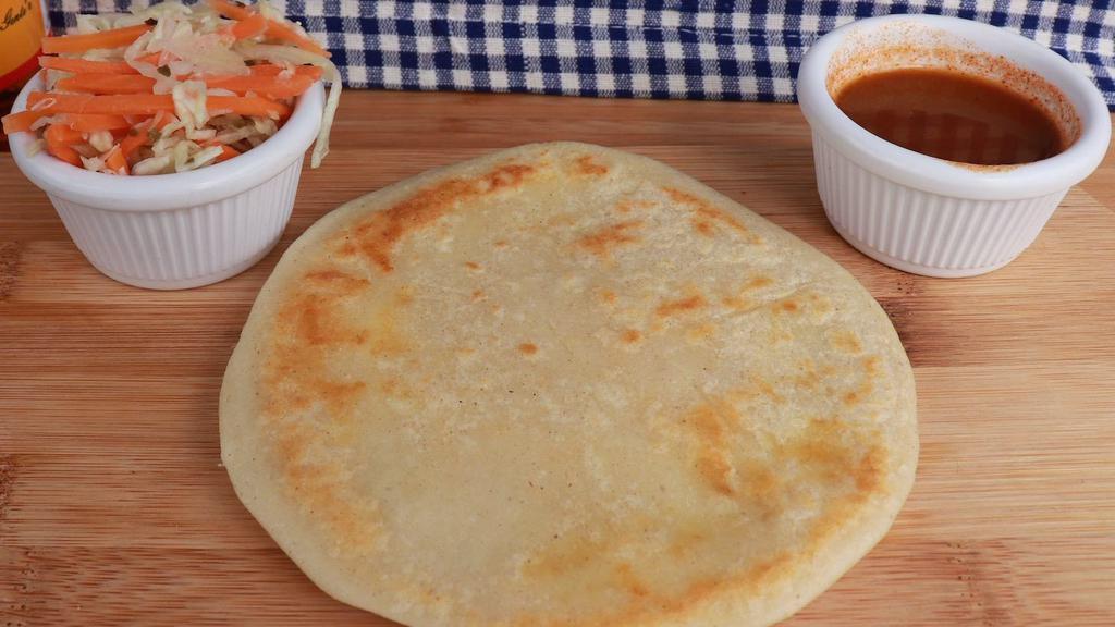 Pupusas De Frijol Con Queso · Cheese and beans / queso y frijol.