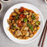 Ying Yang Chicken & Veggies · Skinless chicken breasts and fresh vegetables stir-fried in a light sauce.