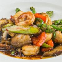 Shrimp & Scallop Hunan Style · Spicy. Jumbo Shrimp, Scallop, Jalapeno, Asparagus, Mushroom & Bell Pepper In Black Bean Sauce