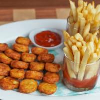 Chicken Nuggets · Chicken nuggets with fres.