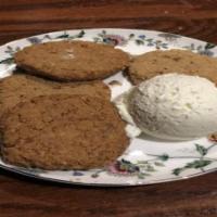 Butter Pecan Cookies · Vegetarian. Vanilla whipped cream. (4 cookies served).