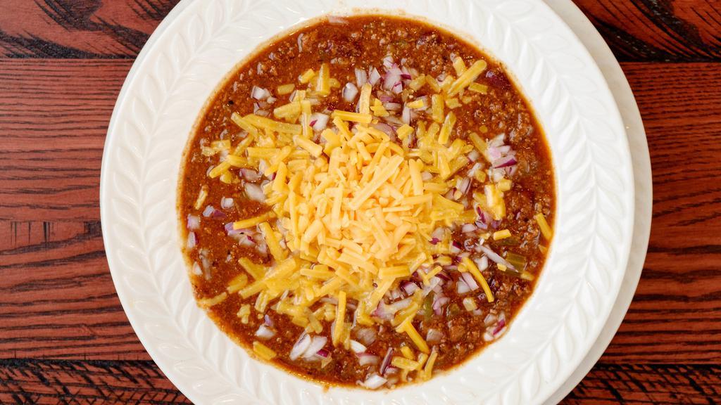 Chili · Ground beef, bell peppers, chili peppers, red beans and fresh tomatoes in a Tex-Mex sauce.