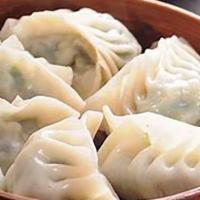 Chichen Steamed Dumplings 鸡肉蒸饺 · 