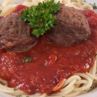 Spaghetti · Spaghetti pasta served with your choice of marinara or alfredo sauce,  a side salad, and gar...