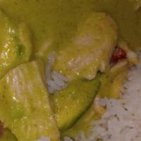 Green Curry · Choice of meat, bell peppers, bamboo shoots, zucchini, basil, coconut milk, curry paste.