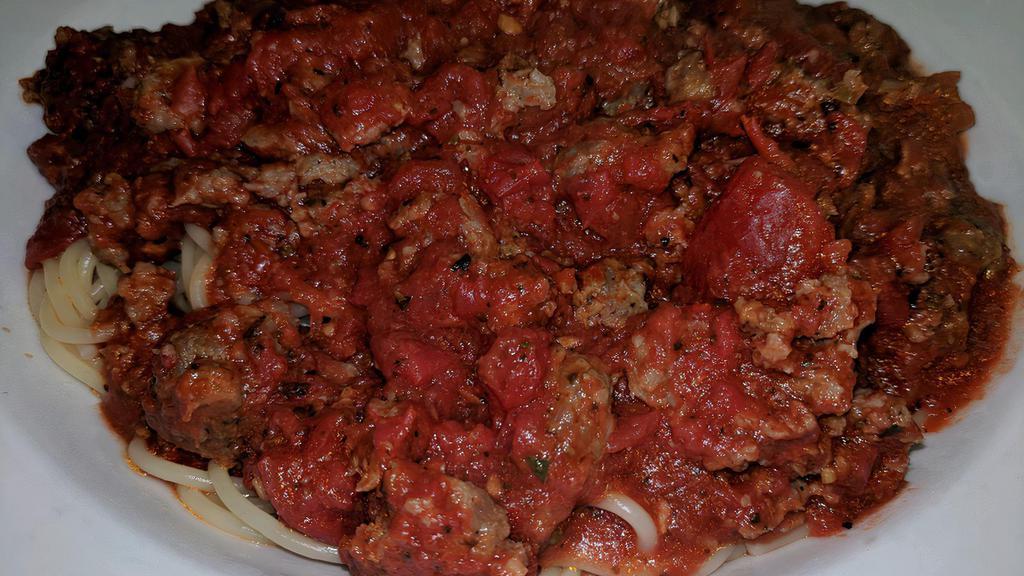 Salsiccia · Italian ground pork sausage sautéed with our marinara sauce and tossed with your choice of spaghetti, penne, or rigatoni pasta.