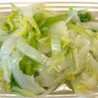 Vegetable Chow Mein · Chinese cabbage, celery, broccoli and onion in white sauce. 
(Large portion shown in the ima...