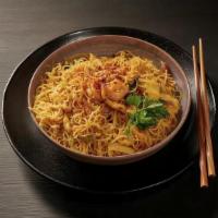Singapore Rice Noodles · Hot & Spicy. w. shrimp, chicken, and roast pork.