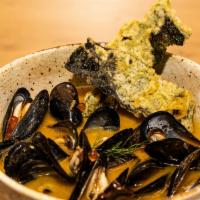 Seafood Butter Mussel · 