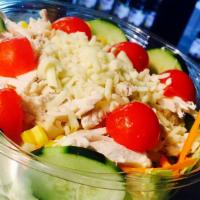 Spin Salad With Chicken · Delicious charbroiled chicken salad, comes with ranch or italian sauce, please specify under...