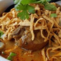 N7 Beef Noodle Soup · Rice noodles and Thai-style meatballs in a Thai-style broth with bean sprouts, green onion, ...