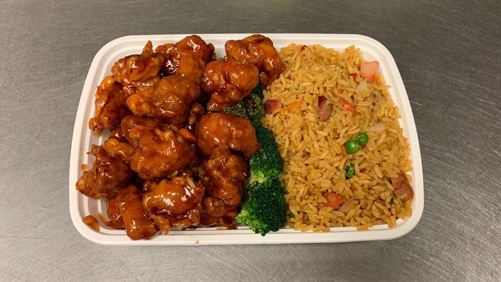 General Tso'S Chicken (Special Combo) · Spicy.