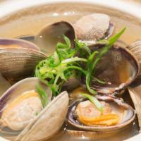 Clam Clear Soup · Combination of garlic, ginger and herbs.