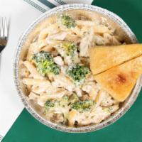 Pollo Alfredo · Broccoli, grilled chicken and white cream sauce tossed with penne pasta.