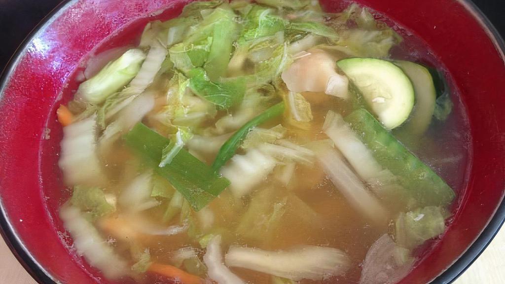 Wor Wonton Soup · 32oz /shrimp and chicken with vegetables.