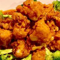 General Tso’S Cauliflower · Battered fried Cauliflower in sweet & spicy General Tao’s sauce . Vegan 🌱 🌶