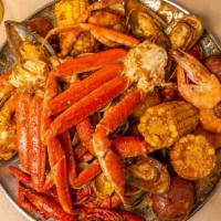 Large Seafood Platter · Snow crab (3 clusters), whole shrimp (0.8lb), crawfish (0.81b), mussels (0.81b), clams (0.8(...