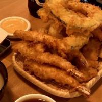 Tempura / てんぷら · Lightly Battered N Deep-Fried Shrimp, Vegetables.