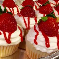 Cupcakes · Strawberry short cake cupcakes 
S'mores Cupcakes
Chocolate Cupcakes
Birthday cake Cupcakes