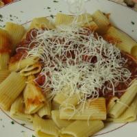 Rigatoni · Fresh pasta served with our marinara sauce.