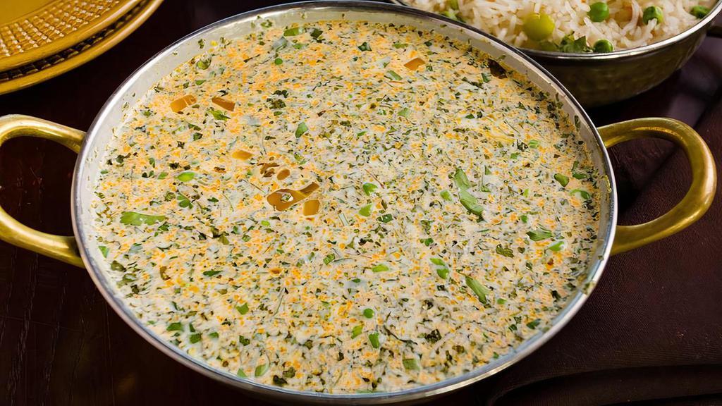 Methi Malai Mutter · Fenugreek leaves and green peas in a rich creamy curry