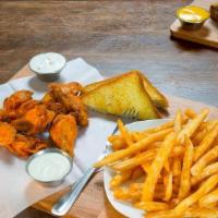 8 Wing Basket · 8 Traditional Classic Wings Served with Texas toast, fries.