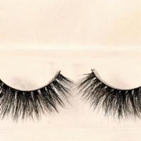 Fantasia  · 3D Mink Lashes
Cruelty free
Can Wear up to 30x with Proper Care
Length: 18 mm
