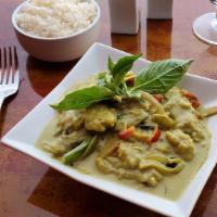 Green Thai Curry  · With bell pepper, bamboo shoots and onion in  coconut milk based curry - Choose protein of y...