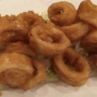 A7 Golden Squid    · California calamari tube dipped in tempura batter and lightly fried.