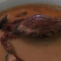 Sopa De Mariscos (Con Crema) · Seafood soup Spanish style, shrimp, calamari, perch filet, mussels, scallops and craw.