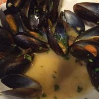 Mussels · White or red.