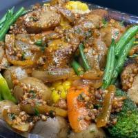 Cajun Vegan Boil (V) · Cajun Vegan Sausage+Sweet Corn+Yukon Gold Potatoes+Broccoli+Green Beans+Carrots+Cajun Garlic...