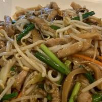 Feel Good Noodle · Wok tossed clear bean thread noodles with shredded chicken, bean sprouts, mushroom and egg s...