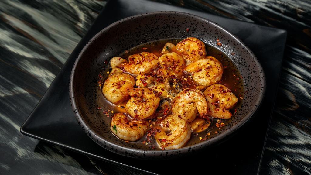 Camarones Al Mojo De Ajo *Gf · Mexican-style garlic shrimp and mushrooms with
crushed red peppers