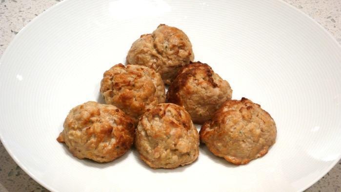6 Piece Meatballs · Served with choice of sauce. indicate if you want them plain, in BBQ sauce, in Hot sauce, in Mild sauce or with spaghetti sauce.