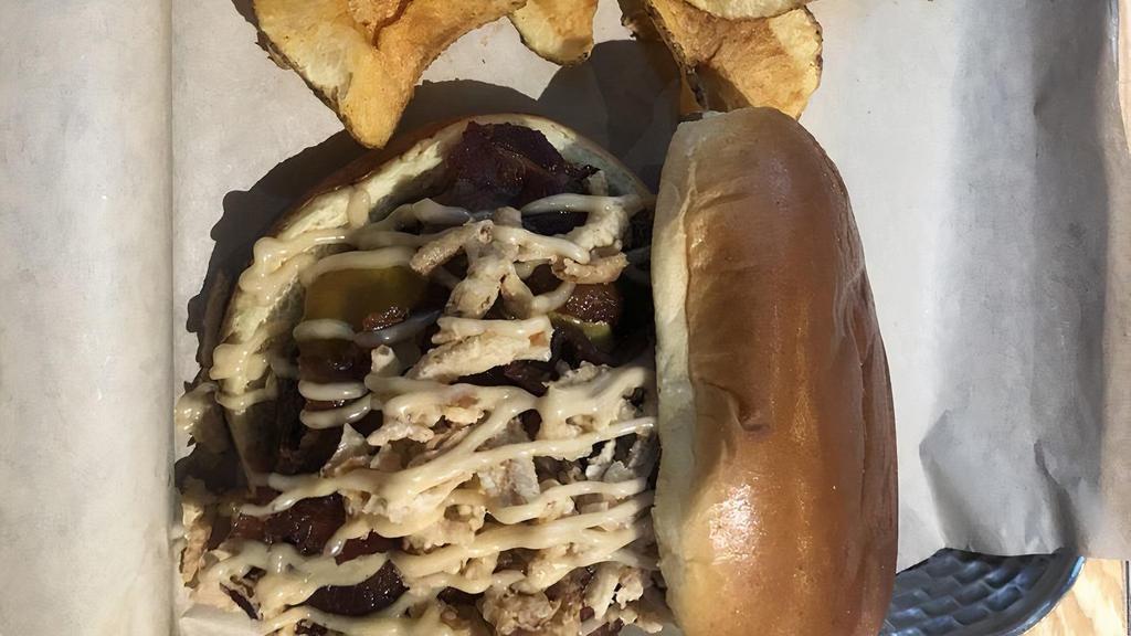 Kentucky Bourbon Classic · This tantalizing crowd-pleaser adds cheddar cheese crowned with grilled onions, two slices of bacon, crispy French fried onions and topped off with Mr. Brews signature sauce Kentucky bourbon mayo!.
