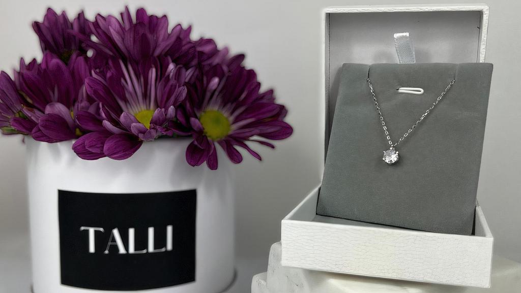 Gift Set · A special gift set. This great deal includes a Mini flower box (5-8 stems) and a  Sterling Silver necklace.