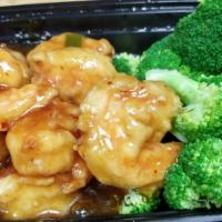 Genreal Tso'S Shrimp · Crispy jumbo shrimp sauteed in sweet and spicy sauce, garnished with steamed broccoli