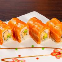 Golden Salmon Roll · Salmon tempura, avocado, topped with salmon, chef's special sauce.