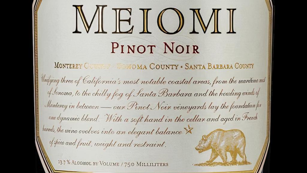 Meomi Pinot Noir
 · 
